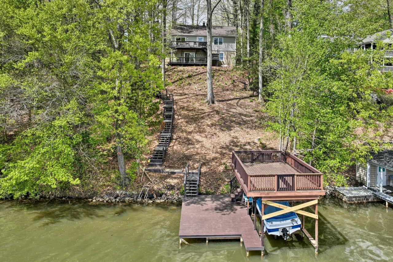 Waterfront Cottage With Boat Dock And 3 Decks! Bracey Exterior photo